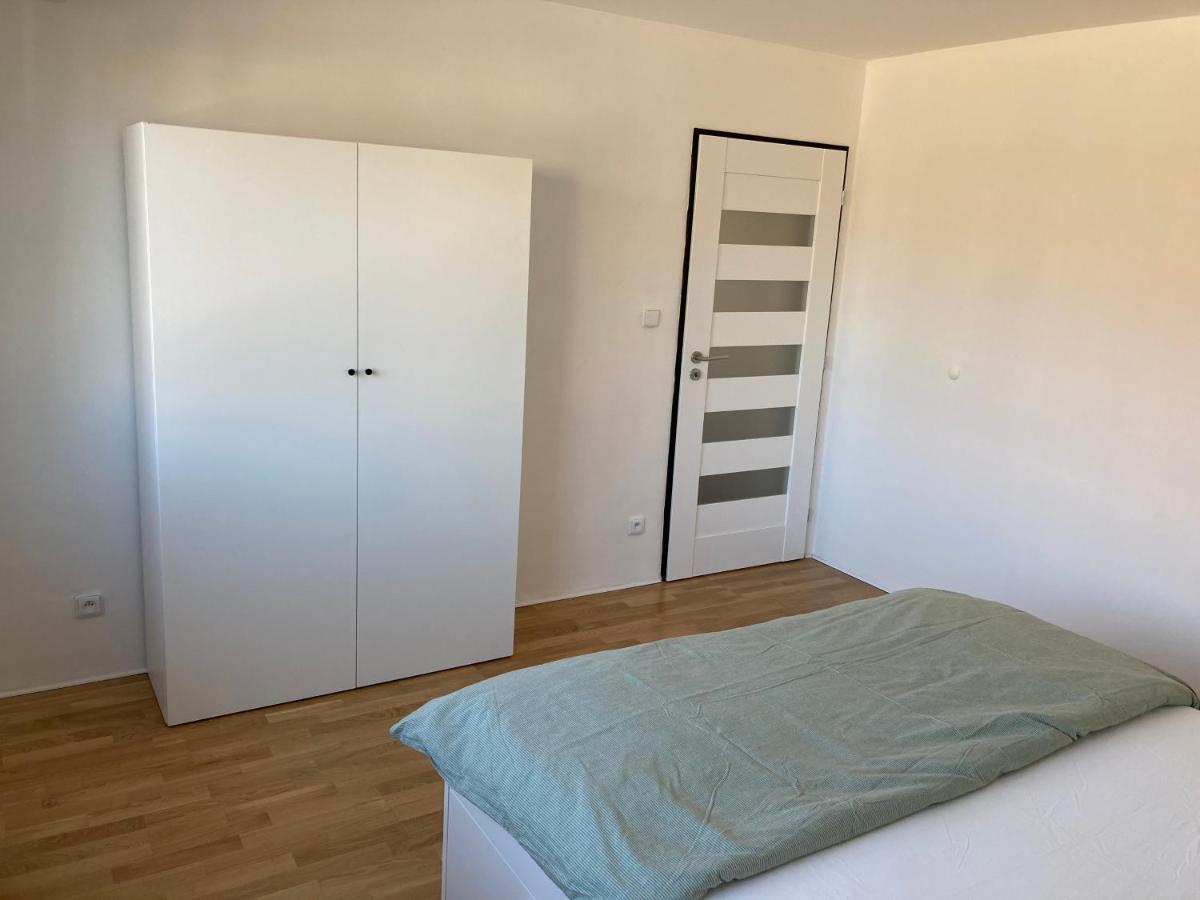 Apartman Maay Hlohovec Εξωτερικό φωτογραφία