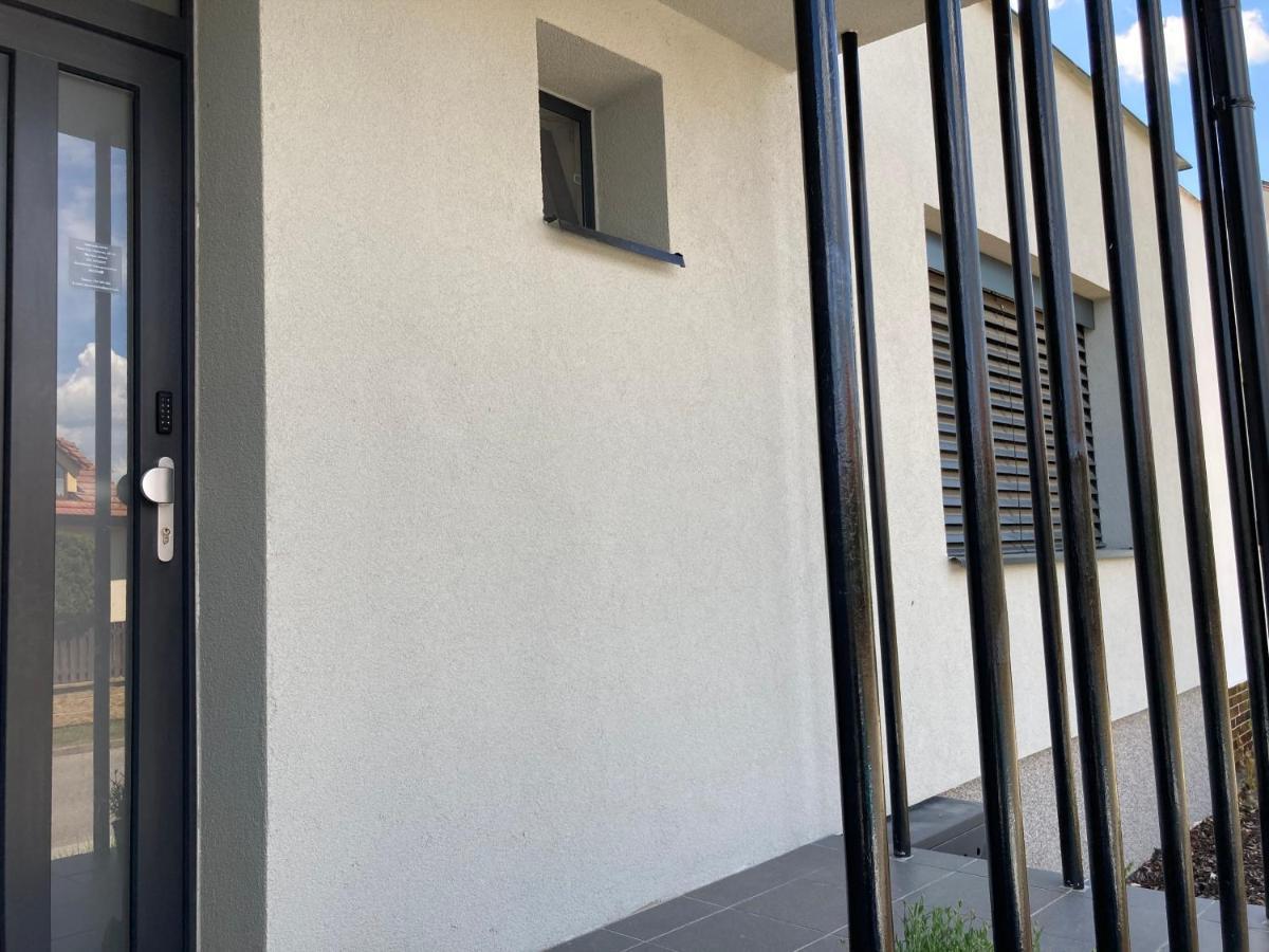 Apartman Maay Hlohovec Εξωτερικό φωτογραφία